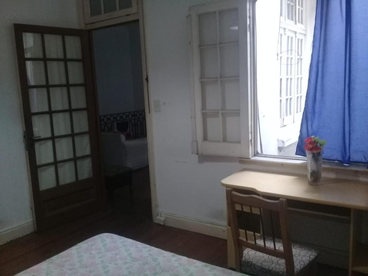 Habitac Indiv Casa De Familia, Flores Buenos Aires Exteriér fotografie