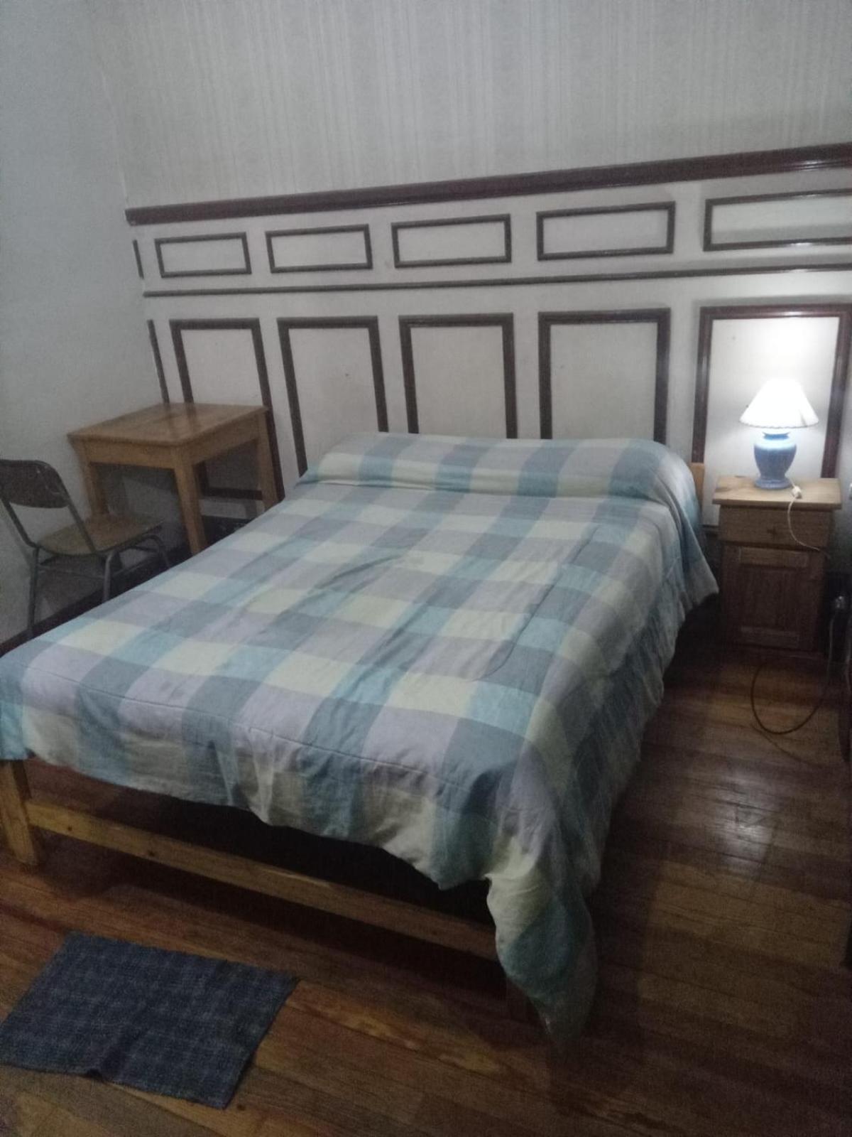 Habitac Indiv Casa De Familia, Flores Buenos Aires Exteriér fotografie